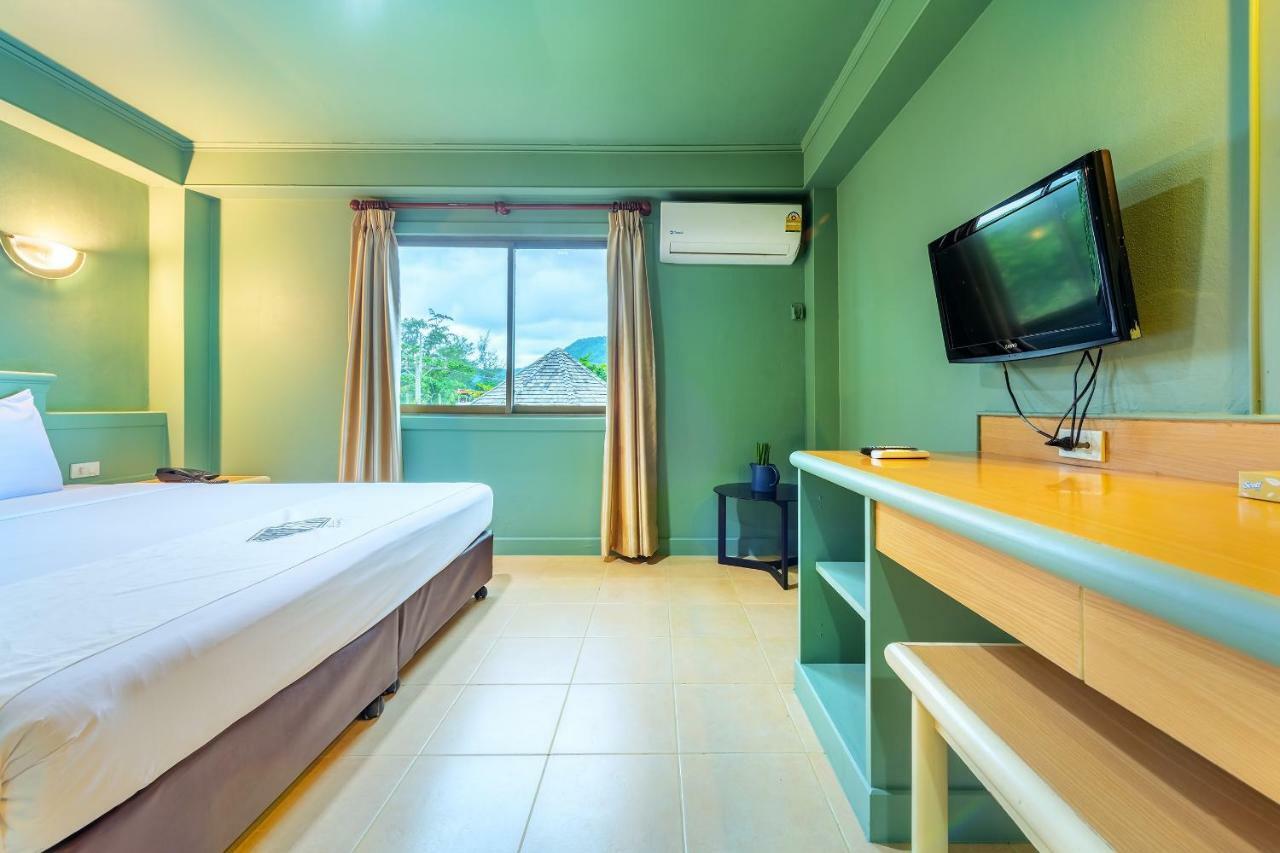 Patong Beachfront Boutique Hotel Exterior foto