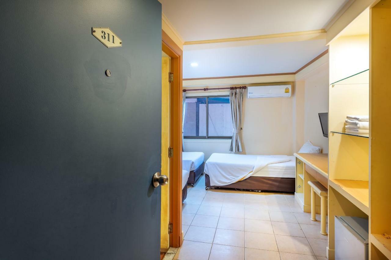 Patong Beachfront Boutique Hotel Exterior foto